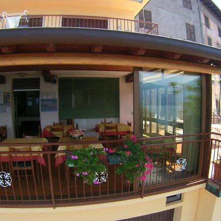 Hotel Residence Panoramica Brenzone sul Garda Room photo